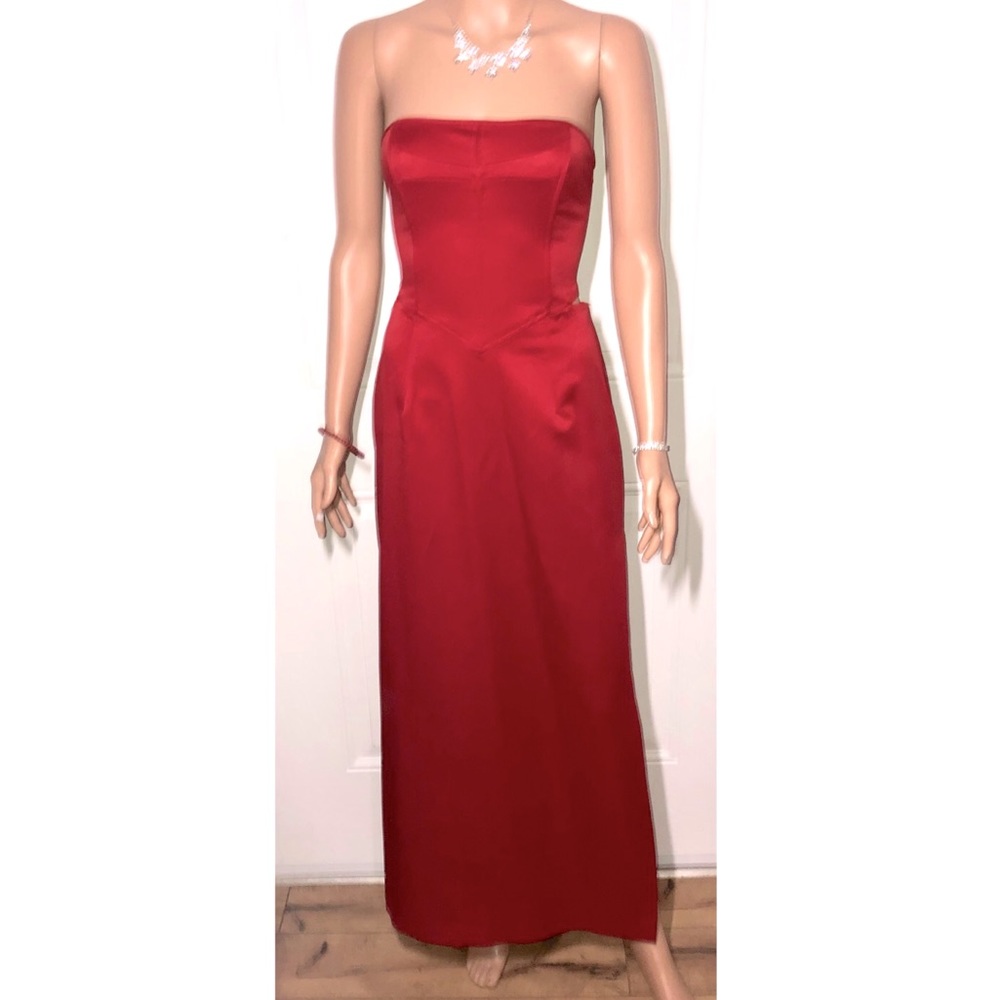 Niki Lavis Red Formal gown dress Size 6